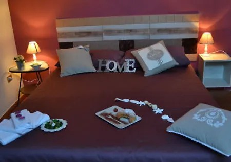 Un Tetto Di Stelle Deluxe 3* Salerno